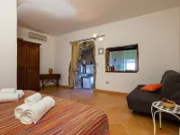 Romantic Stay Near Velia - Pools