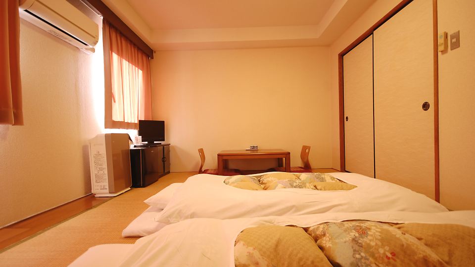 Purple Hotel Futsukaichi
