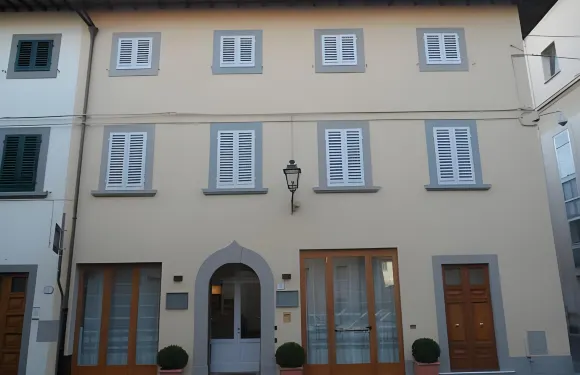 阿爾伯格基格尼酒店