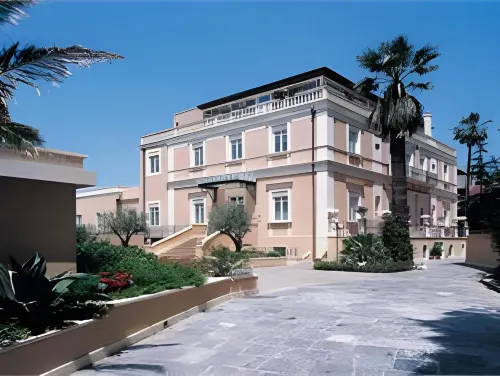 UNA HOTELS One Catania
