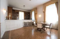 Rechigi Park Hotel - bar