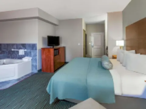 AmericInn by Wyndham des Moines Airport Hotels in Des Moines