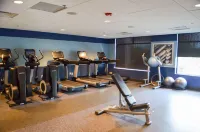 Radisson Hotel Detroit Metro Airport - salle de sport