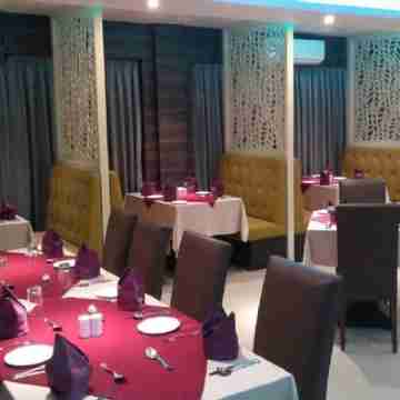 Hotel Grand Palace Dining/Meeting Rooms