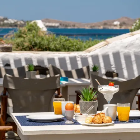 Naoussa Hotel Paros by Booking Kottas