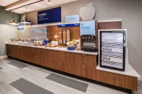 Holiday Inn Express & Suites LIMON I-70 (EX 359) by IHG - breakfast