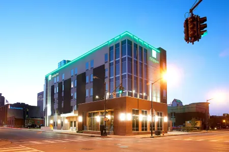 Holiday Inn Louisville Downtown Отели рядом с достопримечательностью «Мохаммед Али-центр»