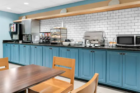 Country Inn & Suites by Radisson, Columbia Airport, SC Отели в г. Спрингдейл