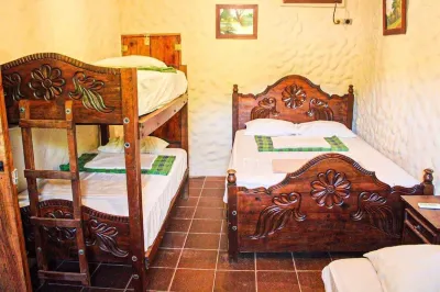 Hostal Casa de las Gargolas Hotels in 