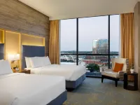 Holiday Inn & Suites NASHVILLE DOWNTOWN - BROADWAY by IHG Hotels near Country Music Hall of Fame and Museum