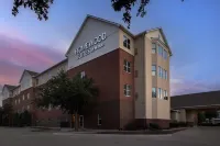 โฮมวูดสวีทส์ บายฮิลตัน เออร์วิง - สนามบิน DFW