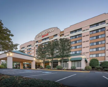 Courtyard Shelton Hotels in Shelton