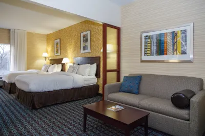Fairfield Inn & Suites Somerset Các khách sạn ở Franklin Township