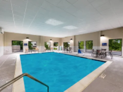 夏洛特福朋喜來登酒店 亨特斯維爾酒店