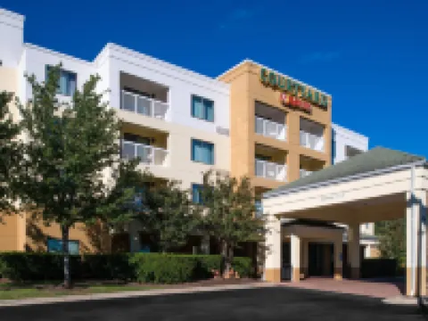 Courtyard by Marriott Charlotte Gastonia โรงแรมในแกสโตเนีย