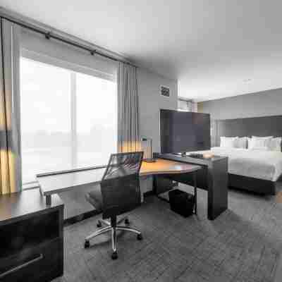 Residence Inn Short Pump at the Notch Rooms