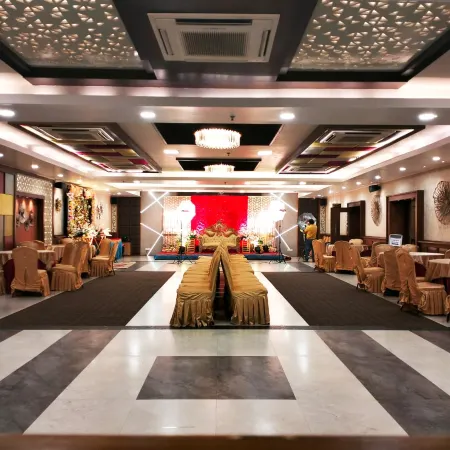 Hotel Pushpak