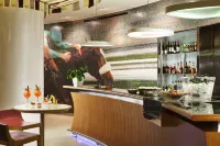 UNA HOTELS Varese - 酒吧