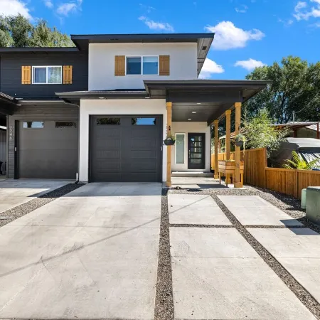 Minutes from downtown Boise and Boise State!