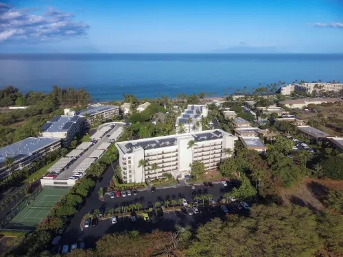 Kihei AKAHI C409 - Lush Remodel, New King Bed & Queen Murphy, Garden/Ocean View!