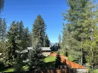 Unique Cherry Hill ADU 2 Minutes from Mid-town and Downtown CdA. .