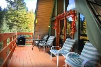 Romantic A-frame Cabin with Cedar Sauna, Private River and Scenic Views