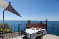 Private Apartment in Corniglia Cinque Terre, Terrace Sea View