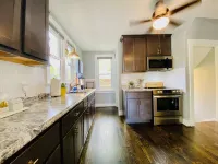 Walk to St Charles Main St. Shops, Eateries & Bars!