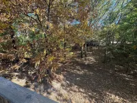 Autumn Leaves ROMANTIC Log Cabin in the woods. Hot Tub & Wood Burning Fire Place