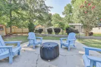 Charming 3-bedroom house near lake in Chapin
