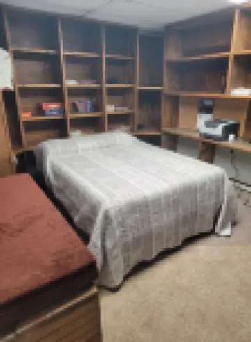 Large 2 Bedroom on Wooded Lot, (Pool-Closed), (Hot Tub-Open) Min to Pennstate