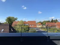 Moderne Dachgeschosswohnung in Bockhorn, LK Friesland Hotels in Bockhorn