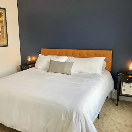 Tenderfoot Loft - Downtown - Inside Historic Palace Hotel