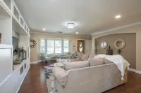 Cheerful & spacious 5bed 3bath Citrus Heights home
