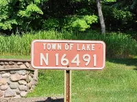 North Fork Flambeau River near Park Falls, 3BR, 1BA country home, on ATV route.