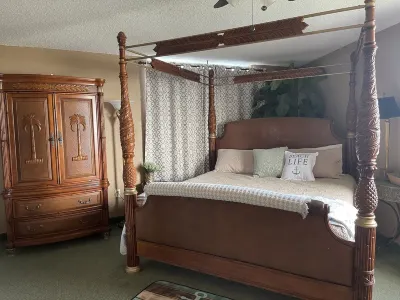 Welcome to "The DreamNew Owners)  One bedroom Oceanfront Condo. 2nd floor Hotels near Doc Green Well CBD Dispensary