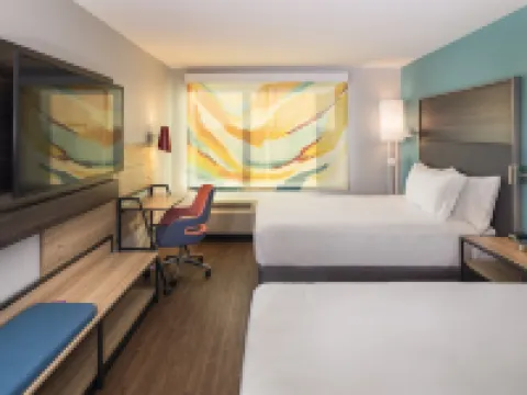 Tru by Hilton Phoenix Glendale Westgate Hotels in Glendale