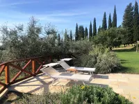 Poggio Corsucci - Il Nido: intimate stone house with pool and enchanting views