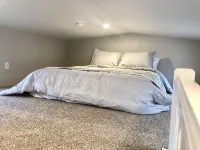 Coolest Tiny House in Salida! Little Wren has full sized amenities, pet friendly Các khách sạn gần Salida