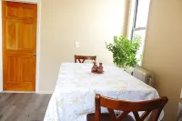 Charming second-floor apartment in Jersey City, close to Manhattan!