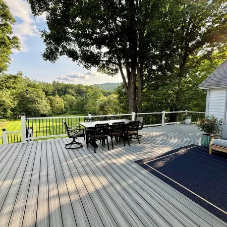 Historic Riverfront House: 5 Bedrooms 3.5 Baths on 5 Acres