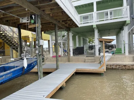 “Reeling Em Inn” waterfront home on the Colorado River. Boat slip included.