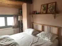 Very comfortable family home with exceptional views 10 holidaymakers