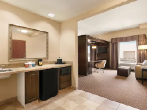 Hampton Inn & Suites Enid Hotels in Enid