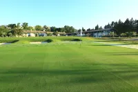 Domaine de Manville Hotels in Paradou