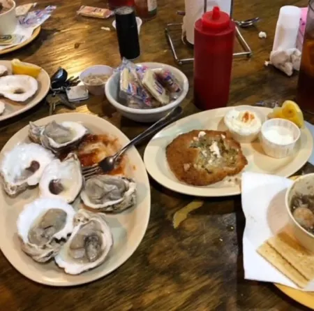 Sunsets on the ocean view - steps to Seadrift lighted fishing pier. Hurry here! Отели в г. Сидрифт