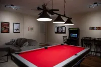 Alabama University Events, 5 bdrm Home by Lake, sleeps 14, 5 mil to Bryant/Denny