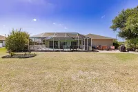 The Sunset Lake House/Heated Pool/Pool Table / 4 Bed / 2 Bath Hotels near Punta Gorda Airport