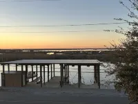 Bayou Paradise Lodge 3Bed 2Bath Bunk Delacroix Fish Camp Sleep 2-24 w/Cargo Lift