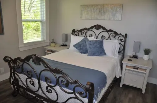 Central Retreat D, NEW, Close to Everything! 윌슨 카운티 호텔